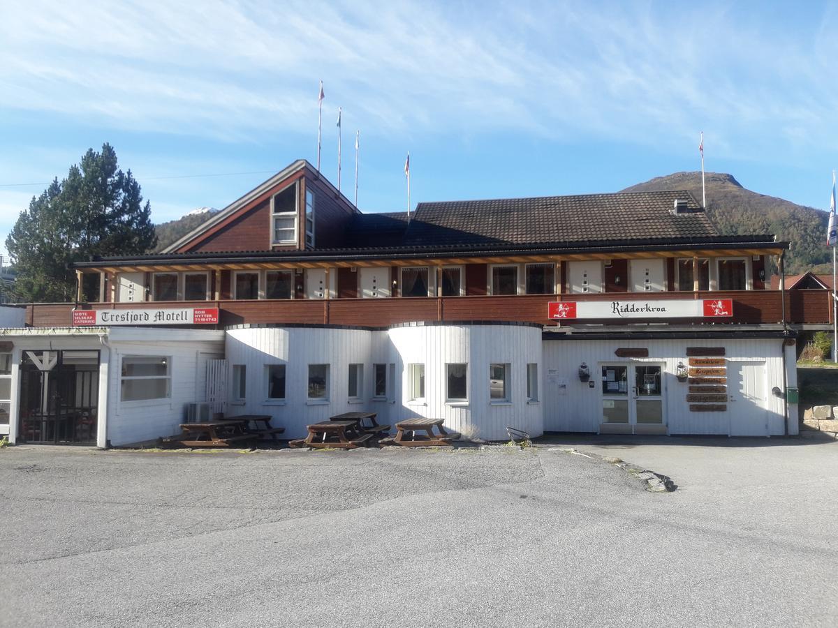 Ridderkroa Tresfjord Μοτέλ Εξωτερικό φωτογραφία